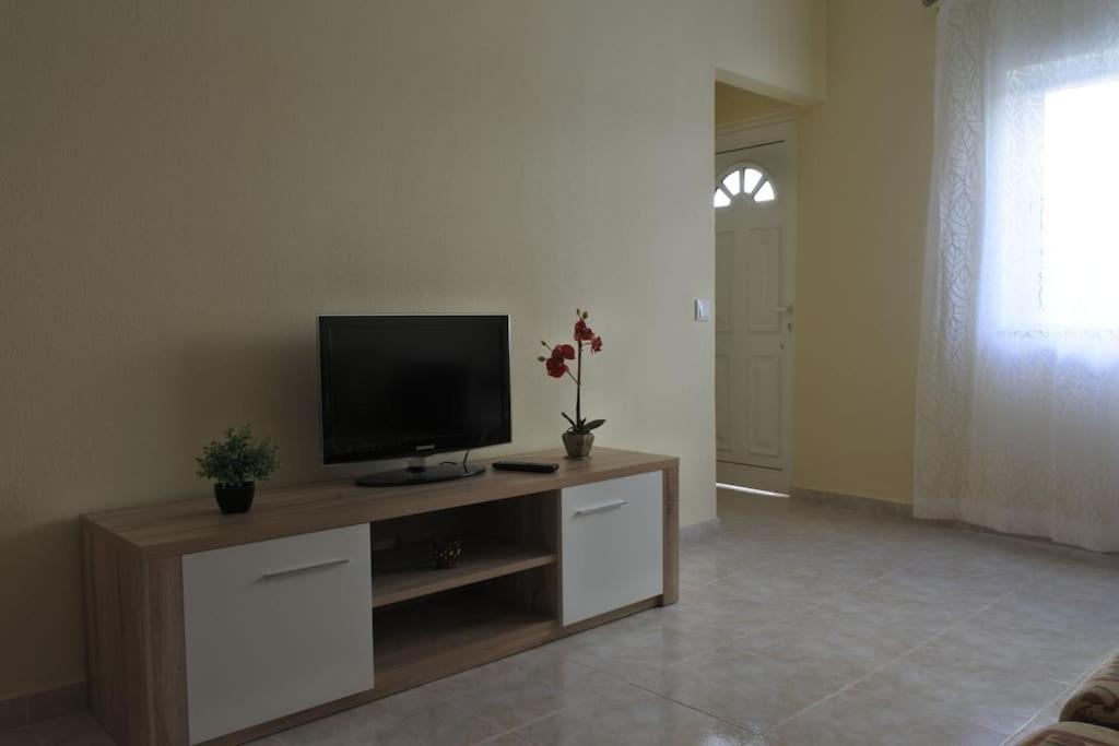 Apartment In The Center Of Carvoeiro With Terrace Eksteriør billede