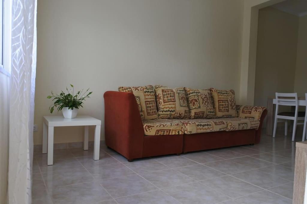 Apartment In The Center Of Carvoeiro With Terrace Eksteriør billede